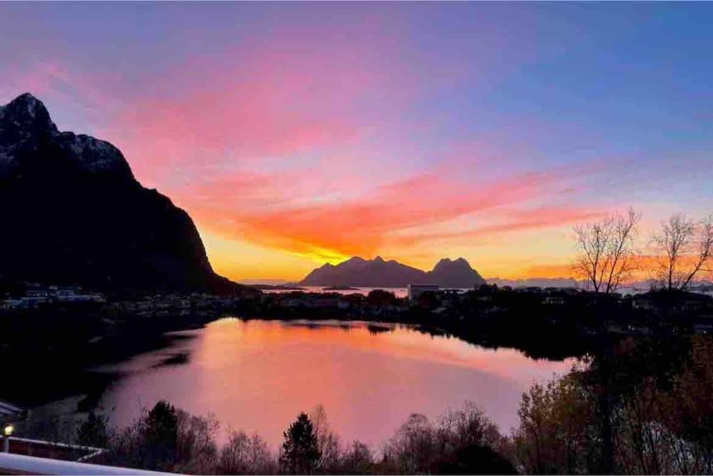 Hytte I Svolvær Buitenkant foto